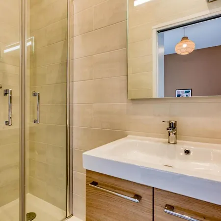 Cocon Terracotta - Cosy - Rer Apartment *